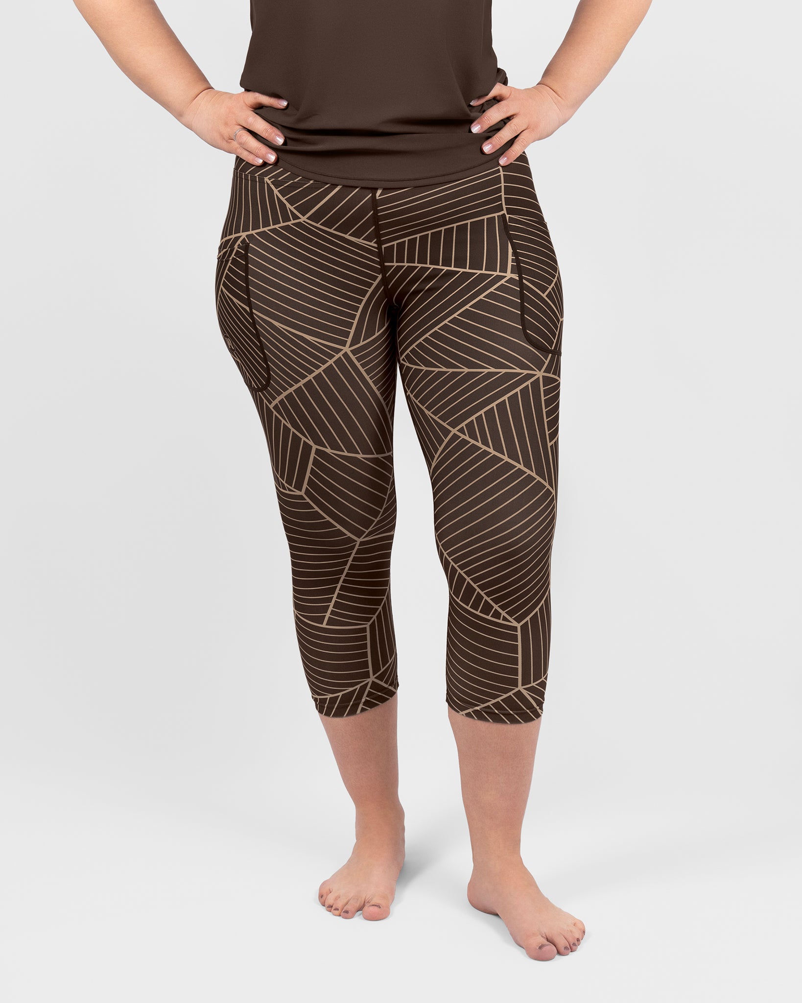 Signature Brown Lapiz Capri
