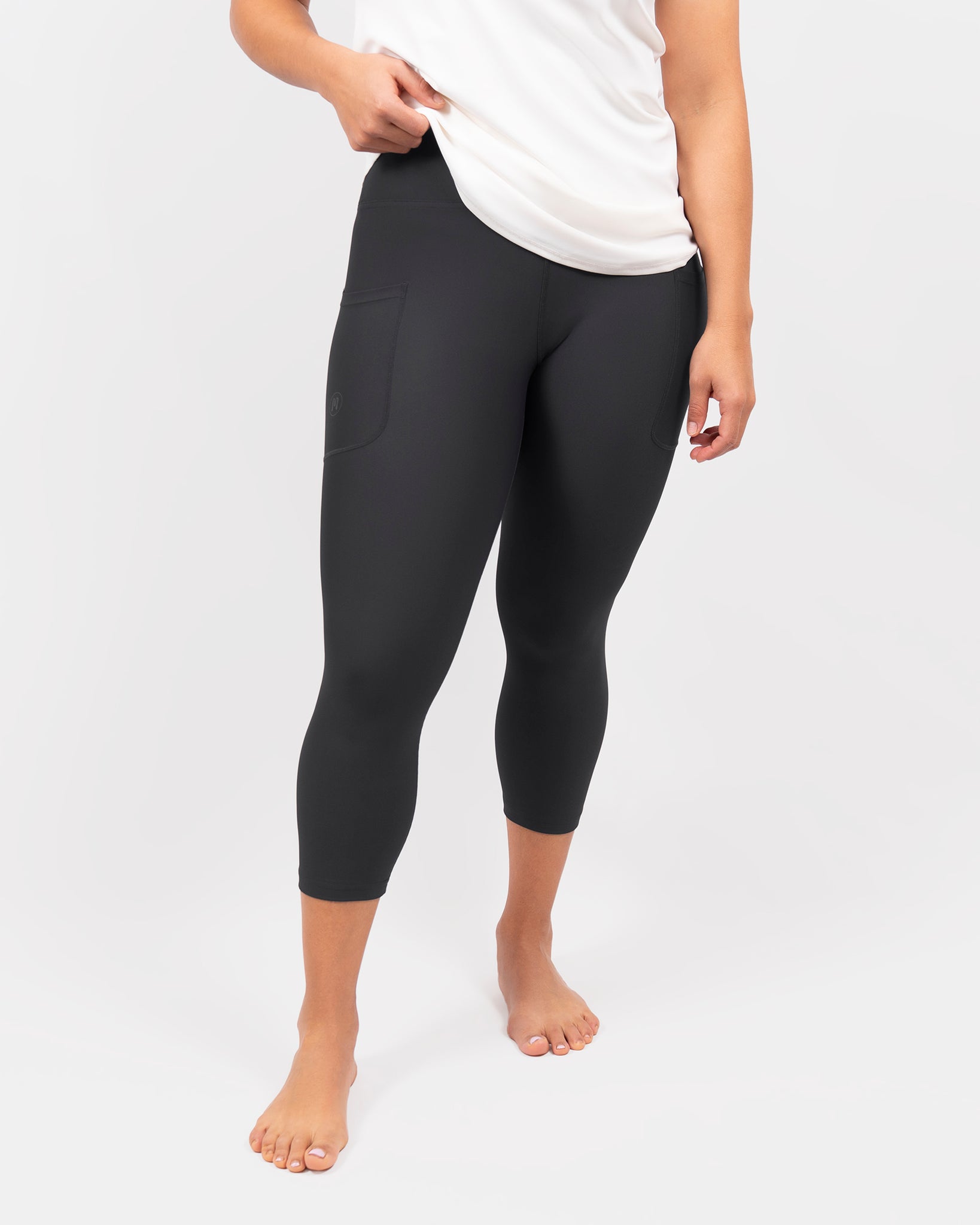 Signature Deep Grey Capri