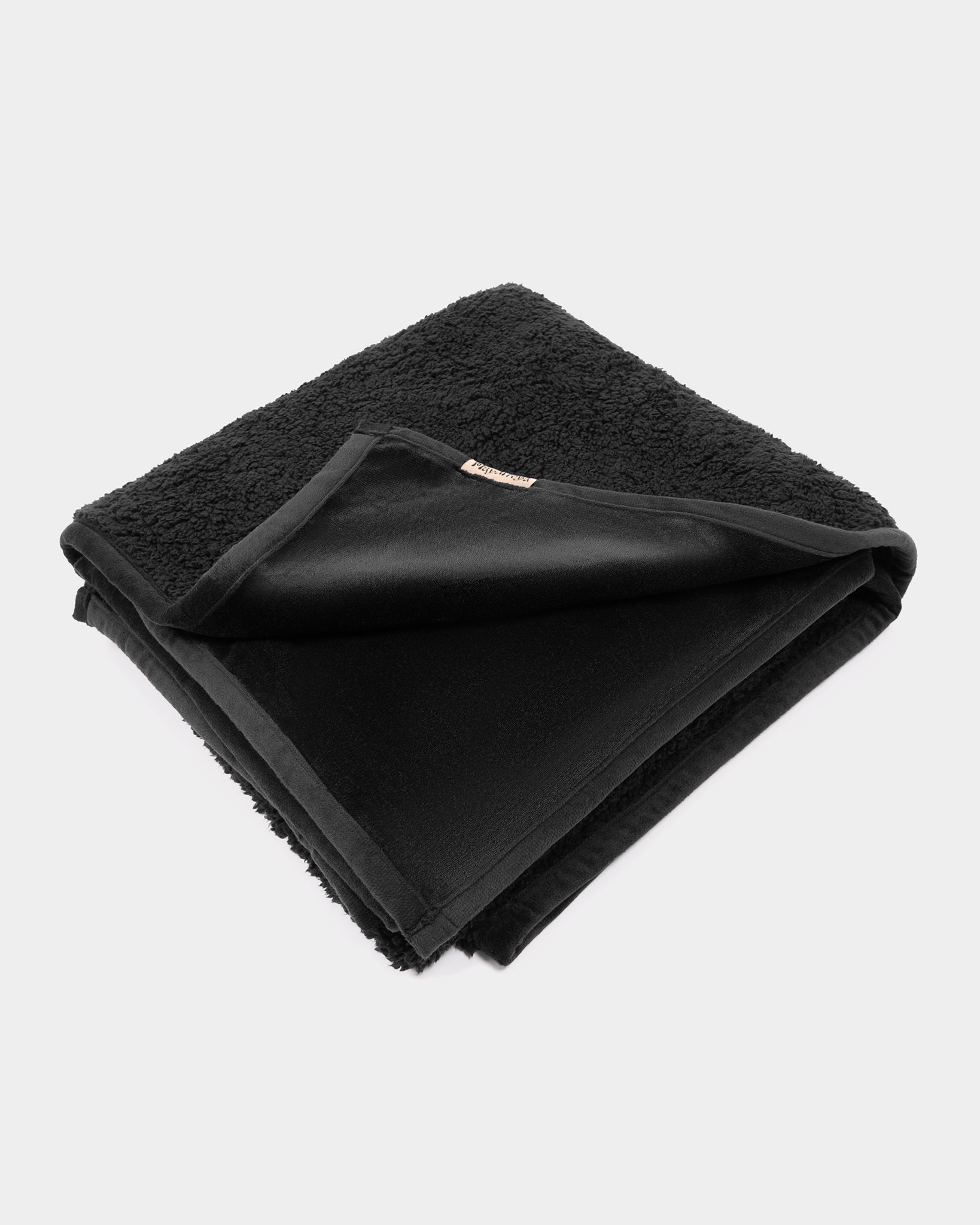 Faye Black Blanket