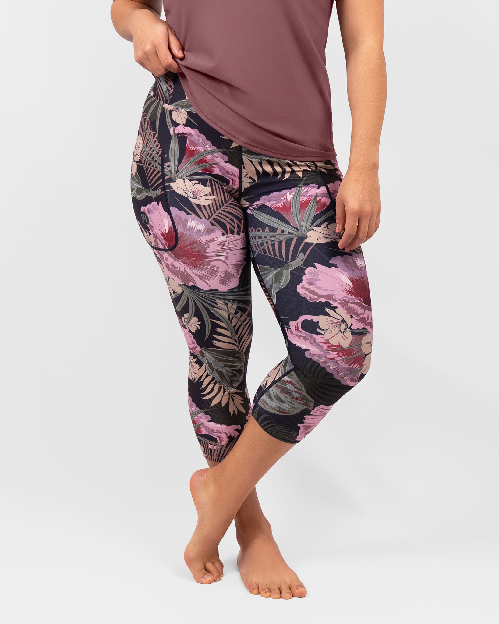Signature Hibiscus Capri