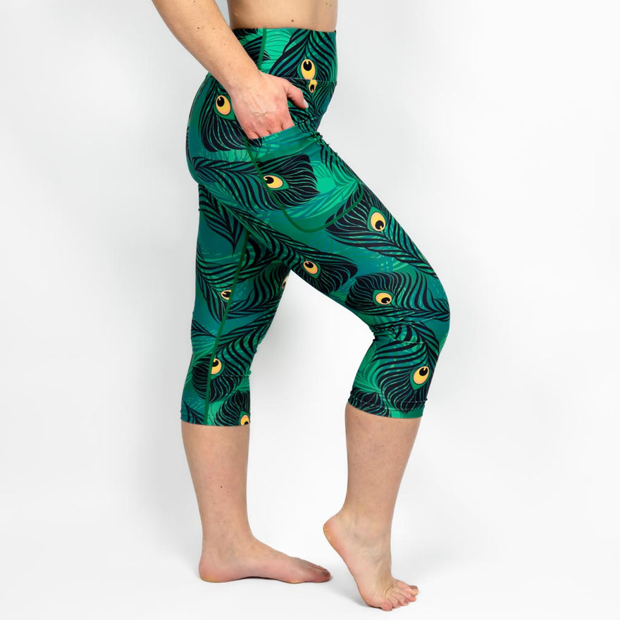Signature Peafowl Capri