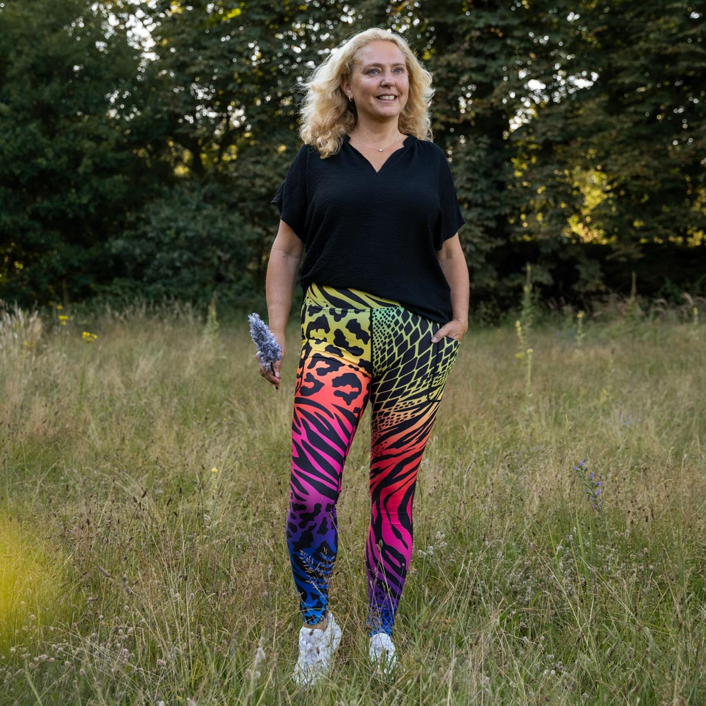 Signature Wild Rainbow Leggings